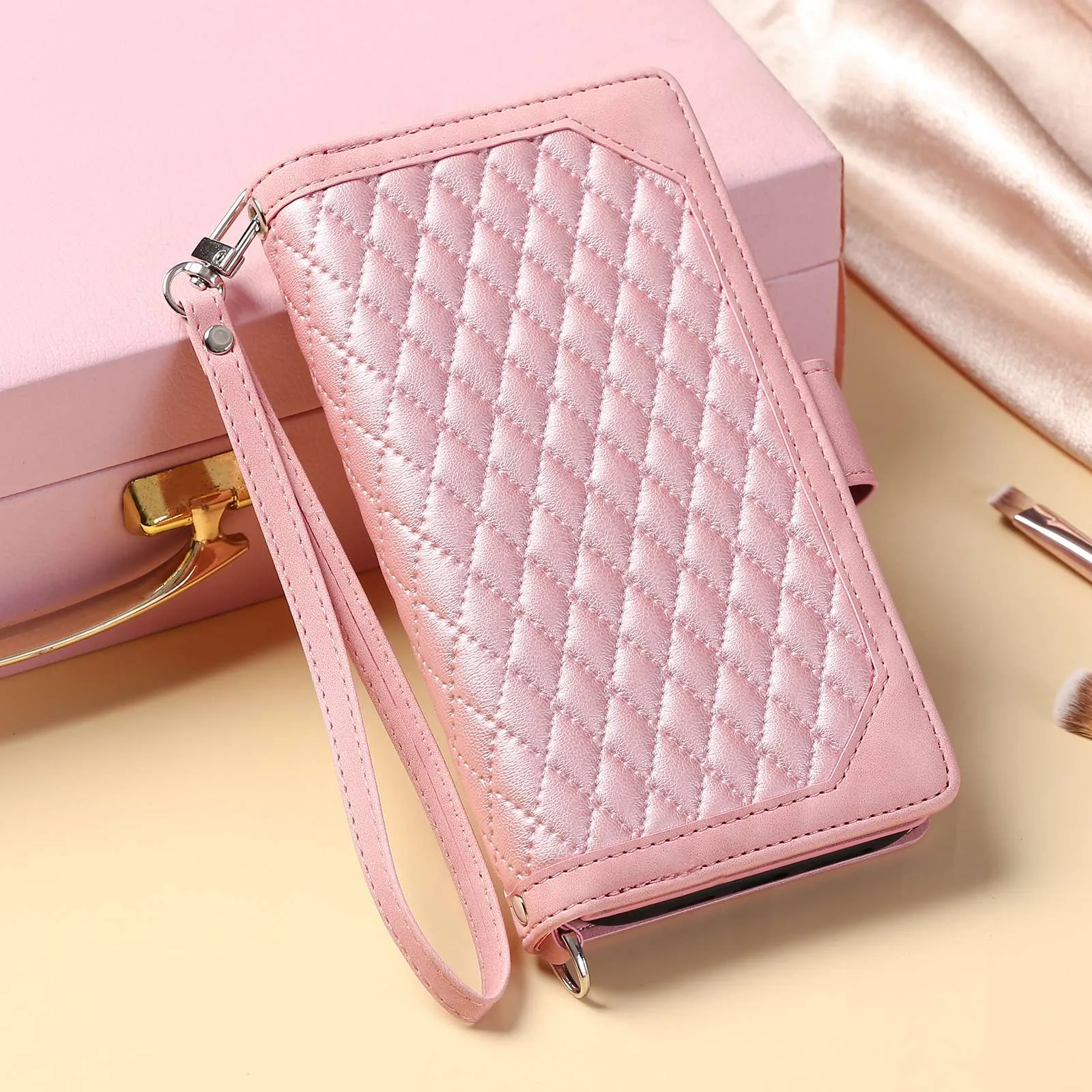 005 Style for Samsung Galaxy A32 4G (EU Version) Rhombus Texture PU Leather Phone Shockproof Cover Zipper Pocket Stand Wallet Case with Wrist Strap