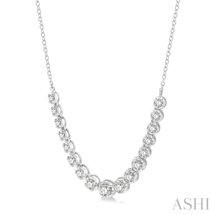 1 ctw Round Cut Diamond Illusion Necklace in 14K White Gold