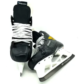 Bauer Supreme Ultrasonic - New Pro Stock Goalie Skates - Size 8.25L 7.875R