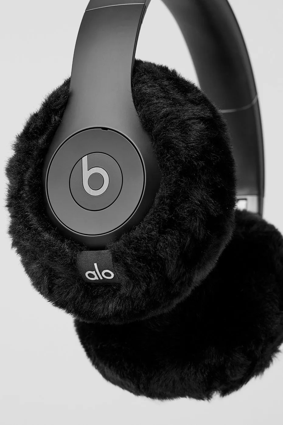 Beats Studio Pro Headphones - Black