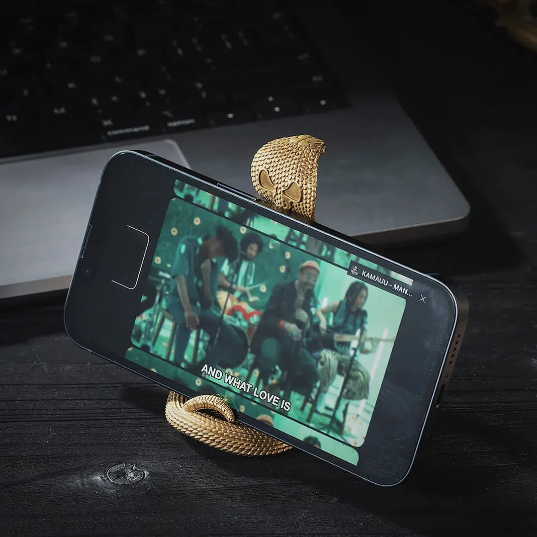 Cobra Phone Stand