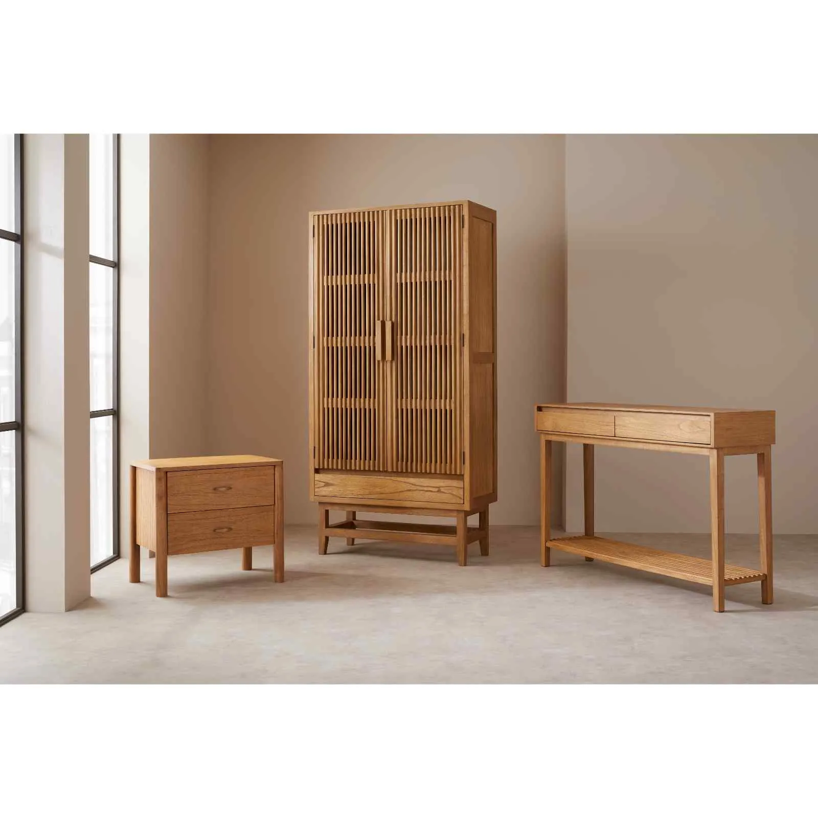 Melia Light Oak Wardrobe with Drawers