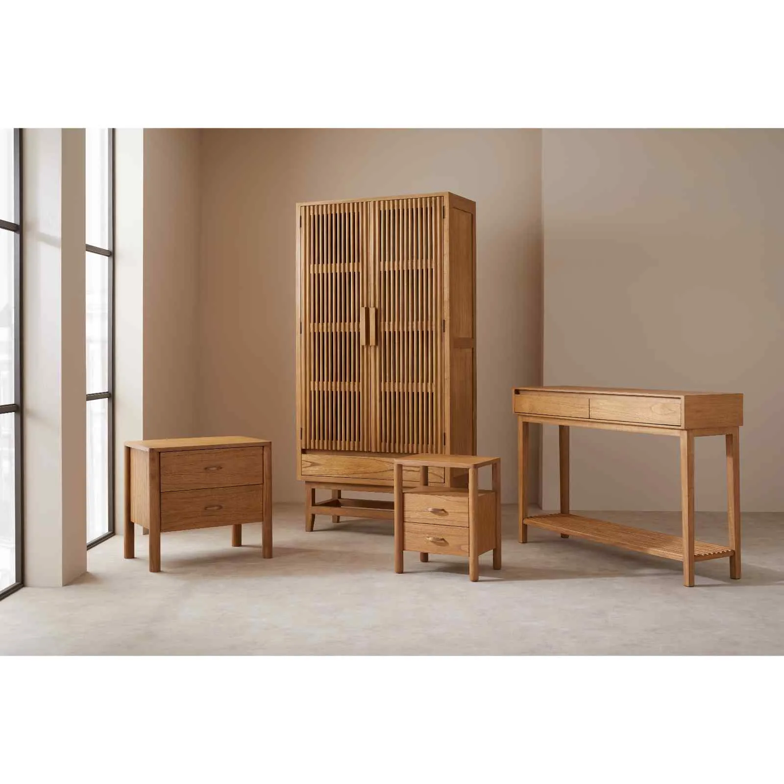 Melia Light Oak Wardrobe with Drawers