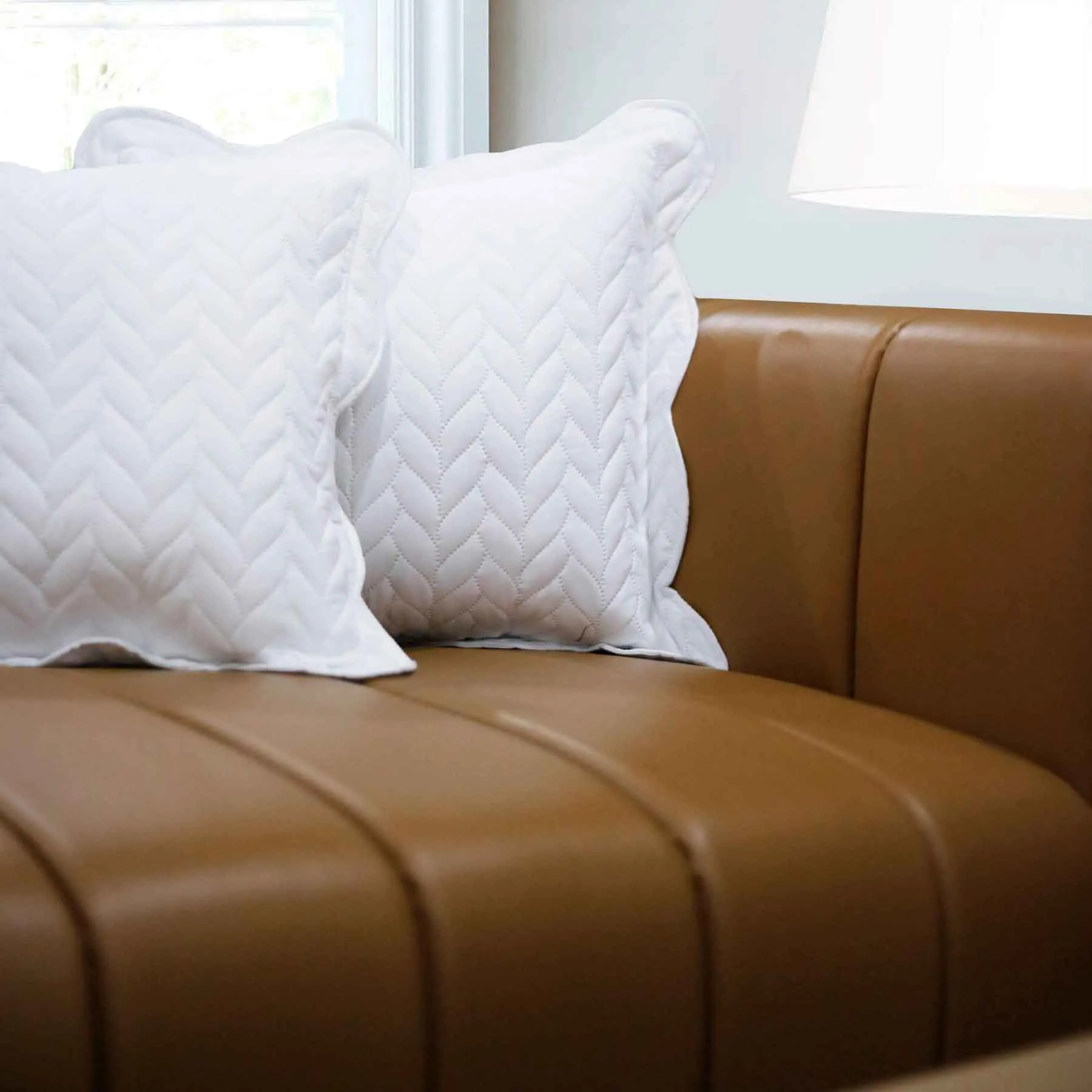 Ultrasonic Quilted Cushion Cover white